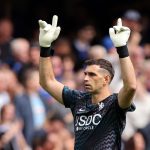 Emiliano 'Dibu' Martínez durante su debut con el Chelsea, en la victoria de su nuevo equipo por 4-3 frente al Brighton.