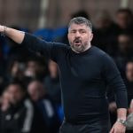 Gennaro Gattuso dando indicaciones a sus jugadores