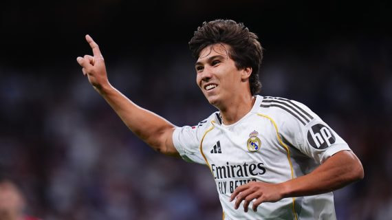 Gonzalo García celebra el último gol anotado con el Real Madrid ante el Athletic Club en un partido de Liga.