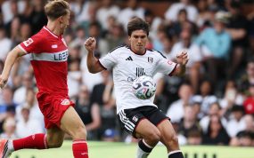 Gonzalo García, ex del Real Madrid, en acción con su nuevo equipo, el Fulham, durante un amistoso de pretemporada ante el Stuttgart.