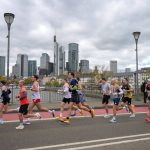 recorrido, Maratón de Fráncfort, río Meno, vistas espectaculares, moderno perfil urbano, ciudad, Alemania