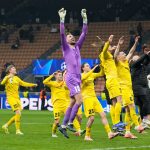 Los jugadores del Bodo/Glimt celebran su clasificación ante el Inter de Milán en San Siro en el playoff de acceso a los octavos de final de la Champions League 2025/26.