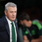 Javier Aguirre, durante su etapa reciente como seleccionador de México, durante el partido ante Ecuador de dieciseisavos de final del Mundial 2026.