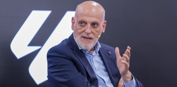 Javier Tebas, durante la presentación de los límites de coste de plantilla de los equipos de LaLiga y LaLiga HyperMotion de cara a la temporada 2026/27.