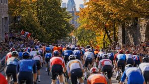 España llega al Mundial de Montreal con el ganador de La Vuelta: Ayuso y Mas lideran a los ocho de Valverde
