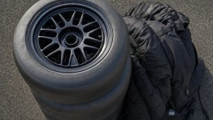 Michelin se despide de MotoGP y el cambio de goma importa más que la reducción a 850cc