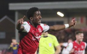 Fleetwood Town, Aaron Loupalo-Bi, Carabao Cup, EFL Cup, Copa de la Liga, Arsenal.