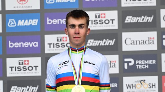 Benjamín Noval, 18 años y bicampeón del mundo junior: el Ineos le blinda hasta 2031