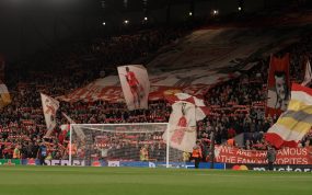 Liverpool FC, Anfield Stadium, Spion Kop, Fans