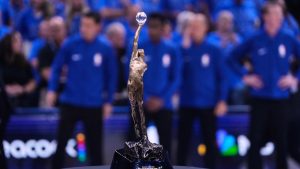 Cómo se elige al MVP de la NBA: 100 votantes, cinco puestos y la regla de los 65 partidos
