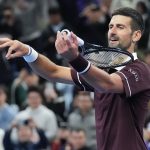 Novak Djokovic celebra el triunfo en cuartos de final del ATP 500 de Pekín ante Alexander Zverev.