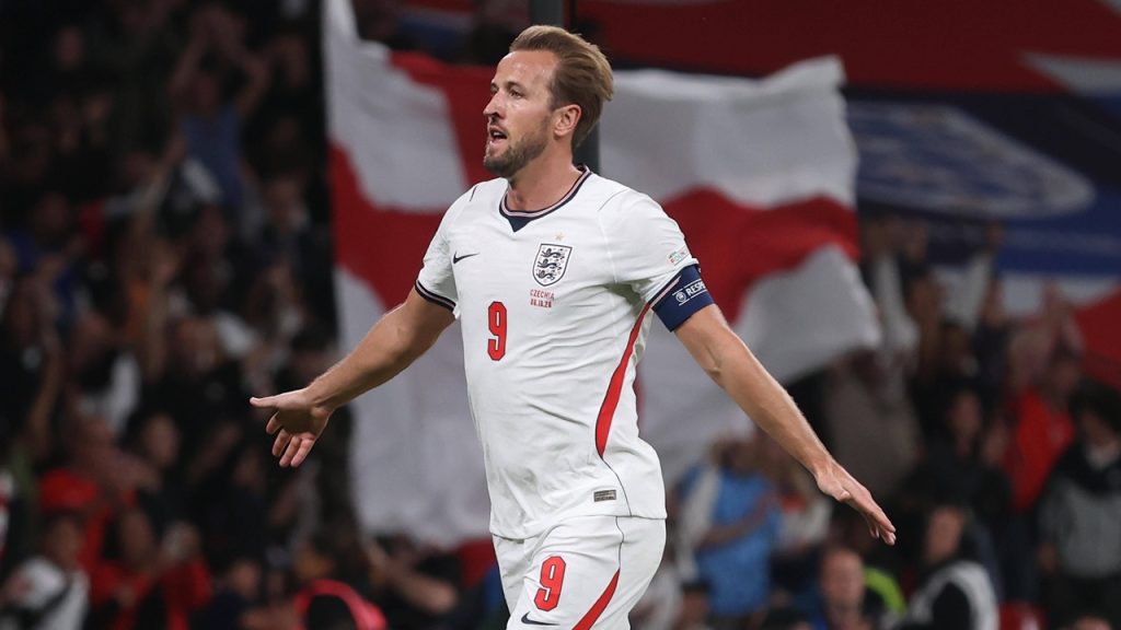 Harry Kane celebra su primer gol en el partido entre Inglaterra y República Checa de la Nations League 2026/27, saldado con un 3-0 a favor de los de Tuchel.