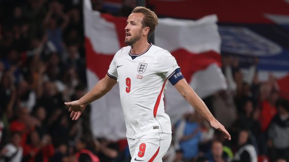 Harry Kane celebra su primer gol en el partido entre Inglaterra y República Checa de la Nations League 2026/27, saldado con un 3-0 a favor de los de Tuchel.