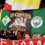 Imagen de una pancarta en una parte de la grada del estadio de Anfield durante el Liverpool - Manchester City de la Premier League 2026/27.