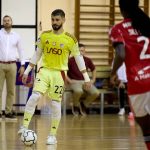 portero-jugador, fútbol sala, equipo ataca con cinco jugadores, deja la portería vacía.
