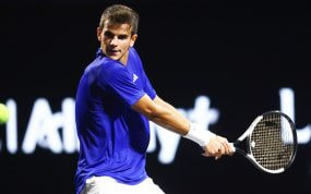 Rafa Jódar ejecuta un golpe de revés durante la Laver Cup 2026 disputada en Londres.