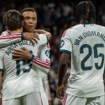 Kylian Mbappé, Arda Guler y Yan Diomande celebran juntos uno de los goles de la victoria del Real Madrid ante el Sevilla por 4-1 en LaLiga 2026/27.
