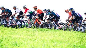 ¿Por qué el Euskaltel puede soñar con el Tour o la Vuelta? Guía definitiva para entender el top-30 de la UCI