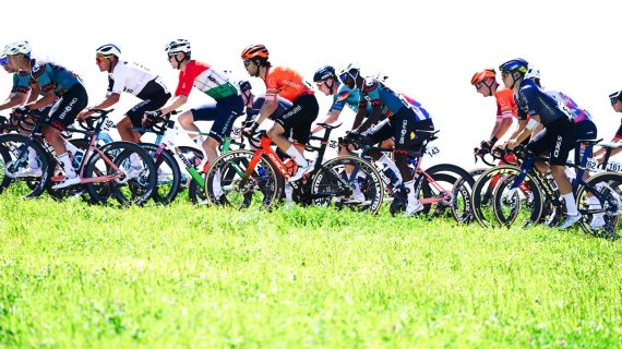 ¿Por qué el Euskaltel puede soñar con el Tour o la Vuelta? Guía definitiva para entender el top-30 de la UCI